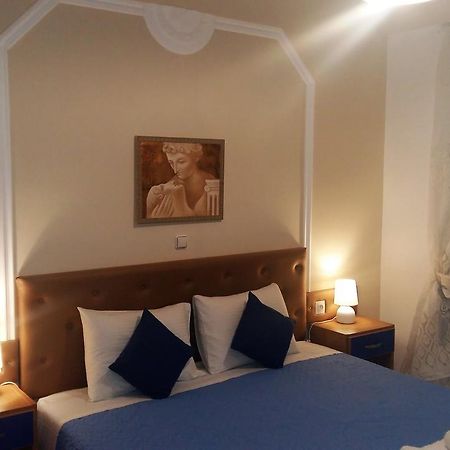 Pantheon Deluxe Apartments アルハンゲロス エクステリア 写真