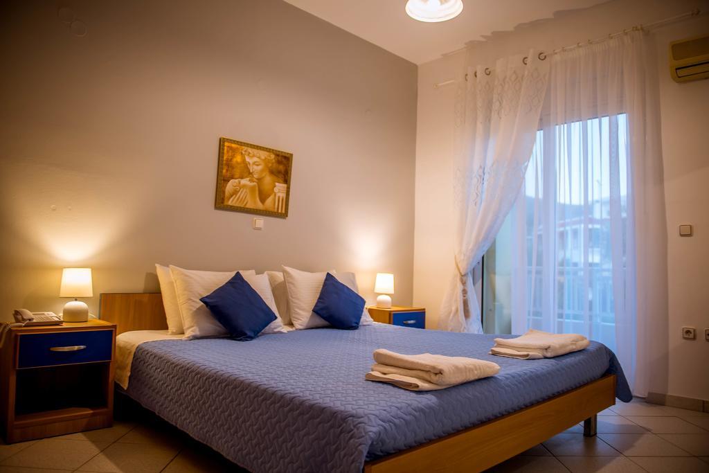 Pantheon Deluxe Apartments アルハンゲロス エクステリア 写真